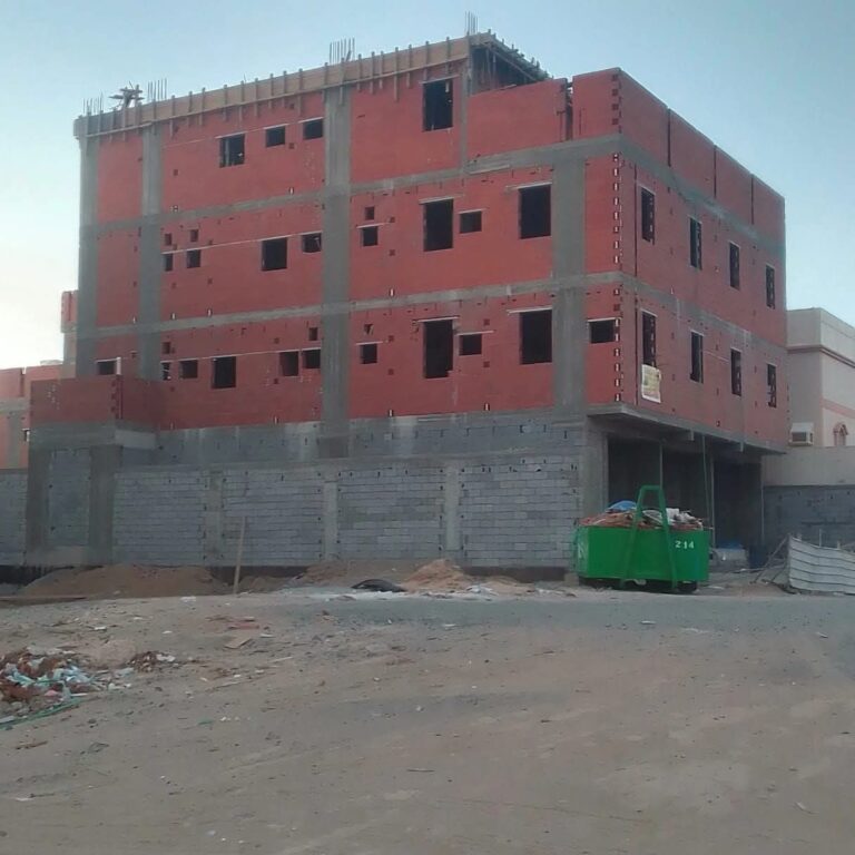   مقاول بناء وصيانة مباني 0507242281 متخصص في تنفيذ مشاريع وأعمال البناء، لدينا أفضل عمالة مدربة على أعلى مستوى من المهارة والخبرة في تشطيبات داخلية أو خارجية اللياسة دهانات ترميمات وغيرها من خدماتنا في مجال التشطيبات للمباني في جميع أحياء مدينة جده0507242281