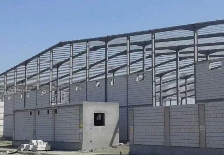 مقاول بناء هناجر ومستودعات 0507242281 جدة تنفيذ وانشاء جميع انواع الهناجر والمستودعات وسندويش بانل والهيكل المعدنية