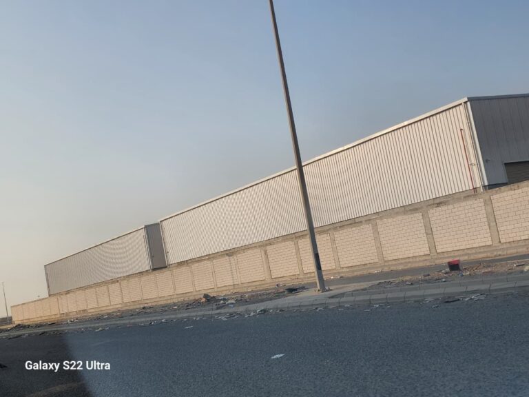 توريد وتركيب الهناجر0507242281 والمستودعات تفصيل وتركيب الهيكل المعدنية جده